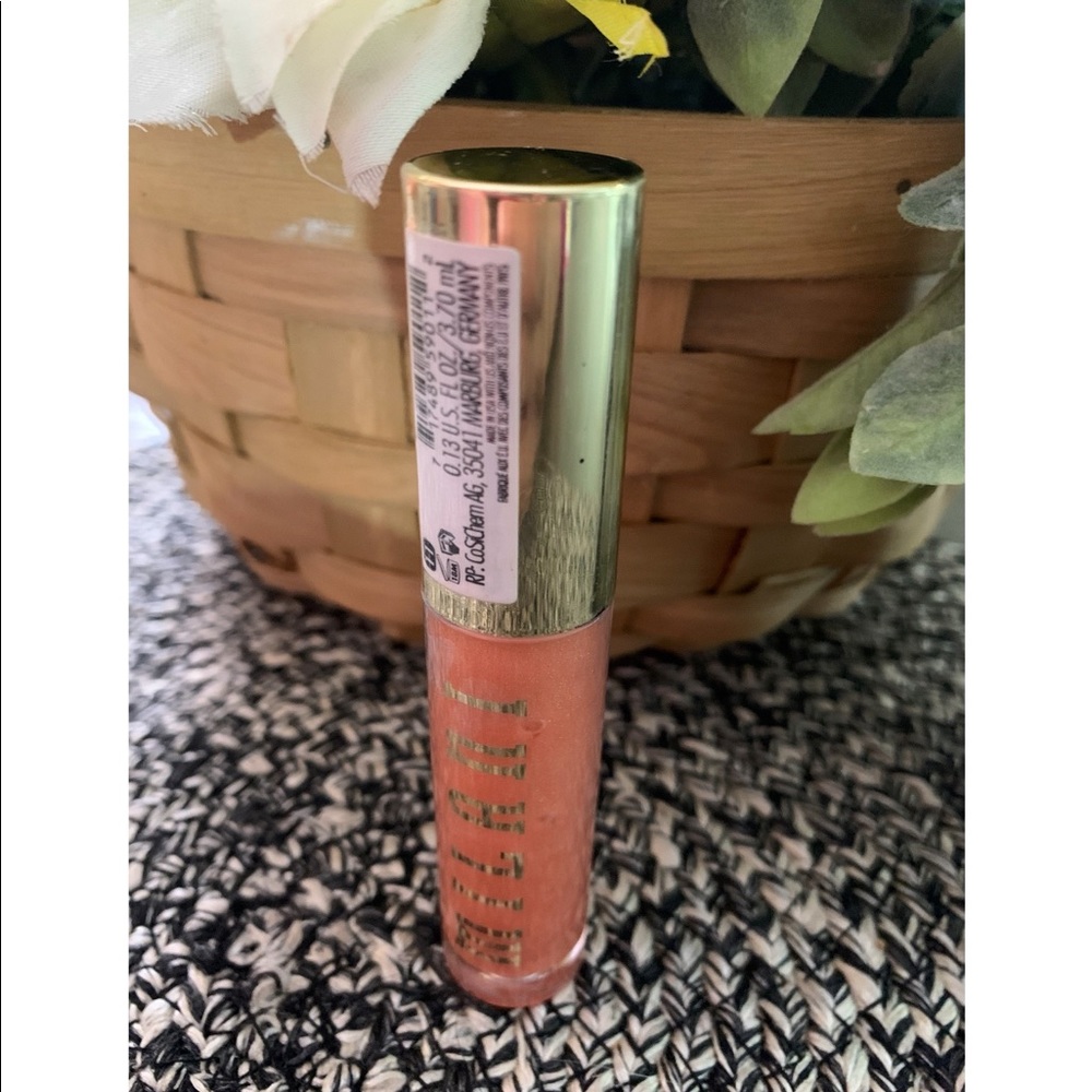 Milani plumping lipgloss